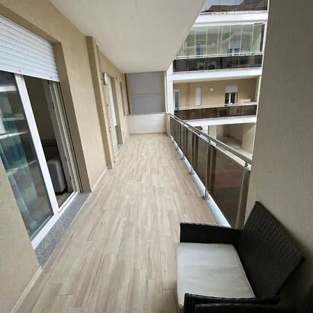 Parco Del Levante 3 شقة باري